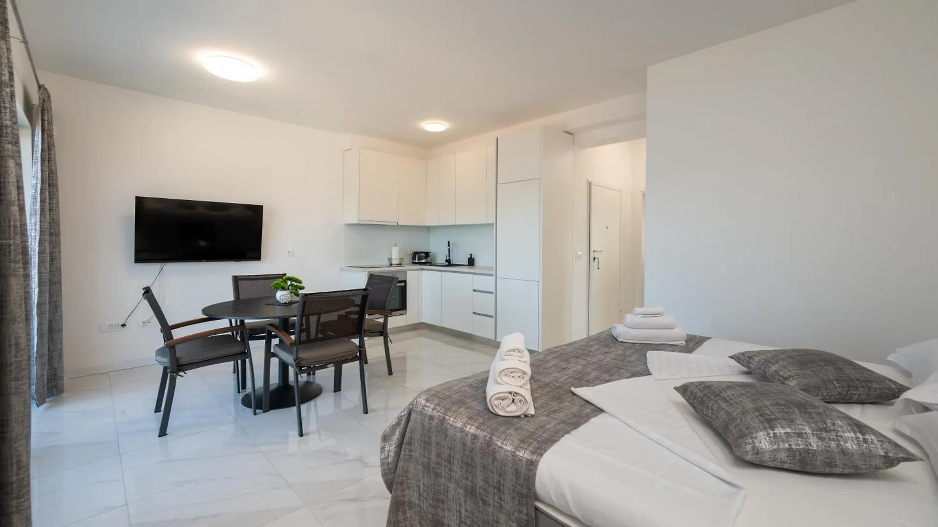 Apartments Filipo Trogir
